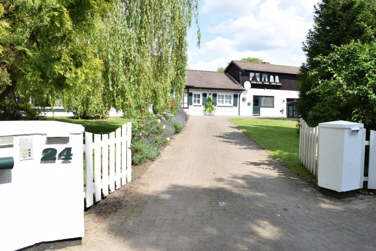 Landhaus Hideaway Mit Aussenpool, Sauna Und Kamin 보사우 외부 사진